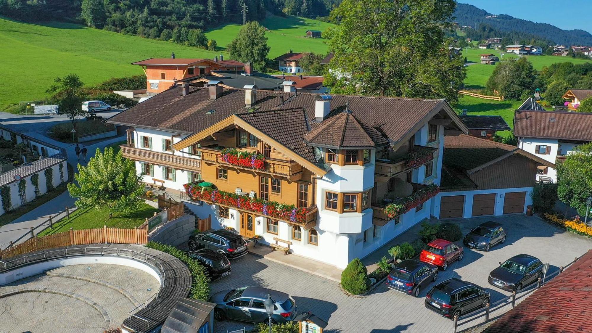 Gaestehaus Brantlhof Zimmer Und Ferienwohnungen In Going Am Wilden Kaiser Exterior photo